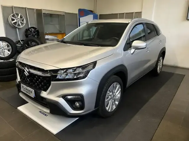 Suzuki S-Cross