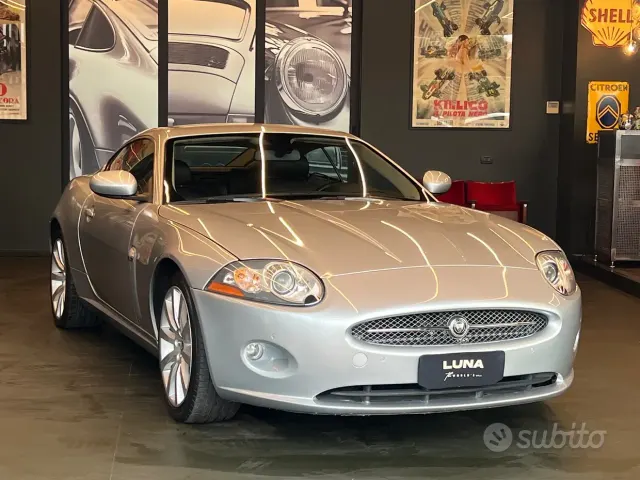 Jaguar XK/XKR (X150)