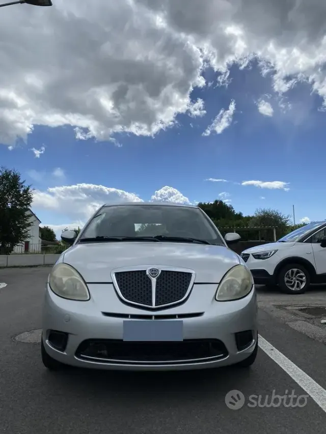 Lancia Ypsilon 2ª serie