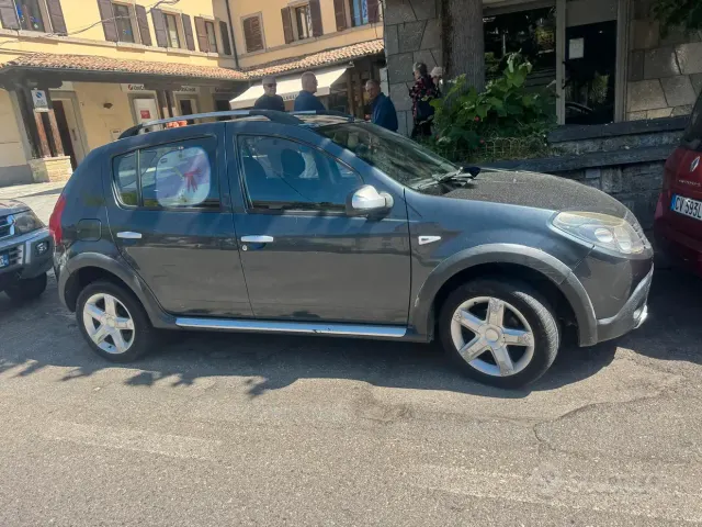Dacia Sandero 1ª serie