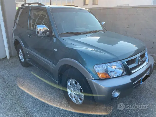 Mitsubishi Pajero (2000-2007)