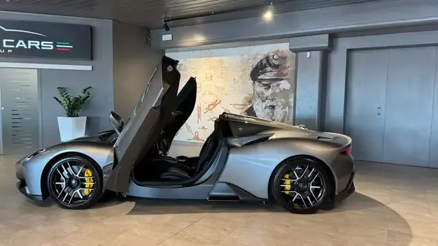 Maserati MC20