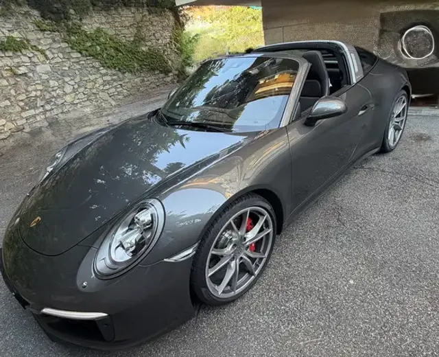 Porsche 991