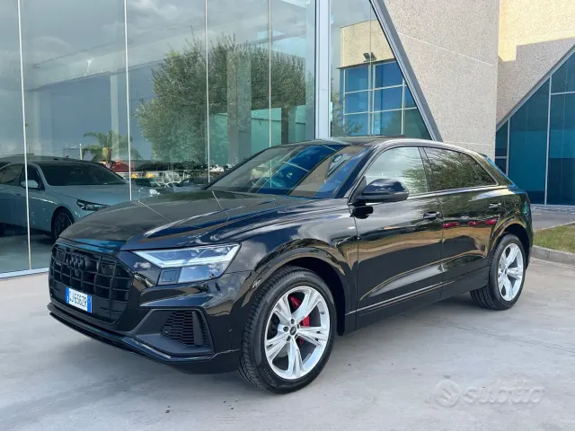 Audi Q8