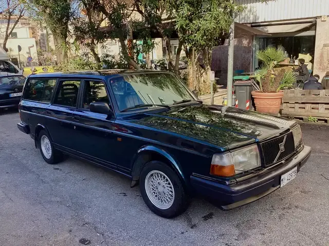 Volvo 240