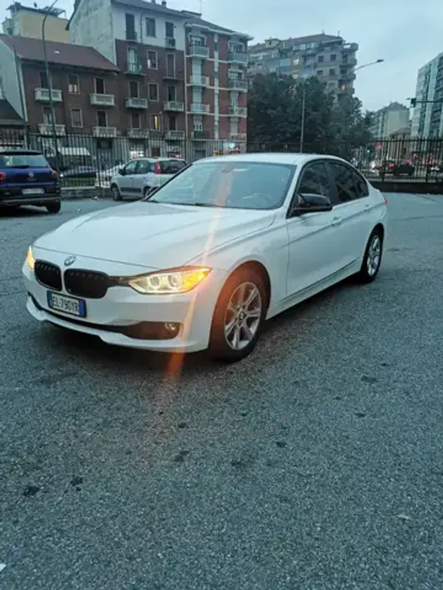 BMW 320