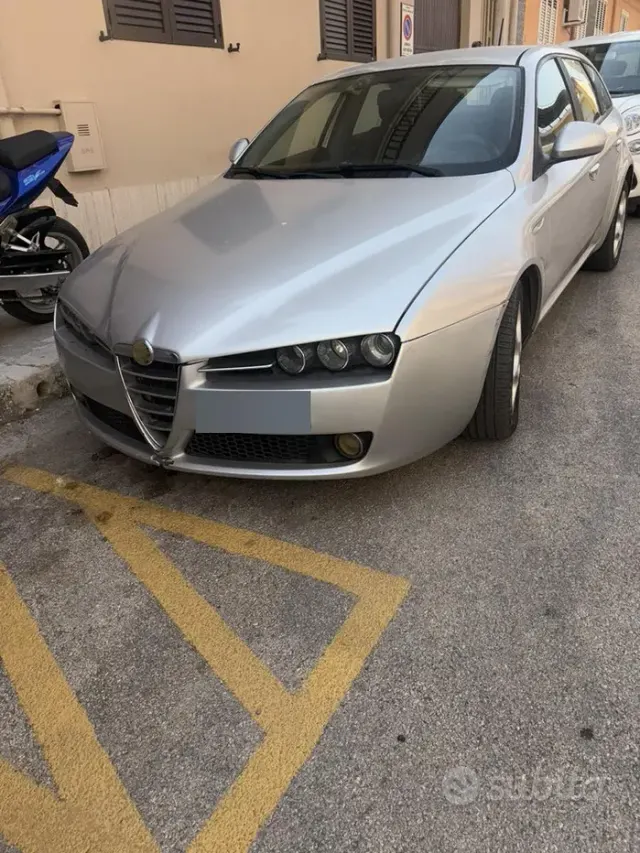 Alfa Romeo 159