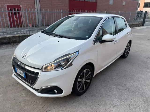 Peugeot 208 1° serie
