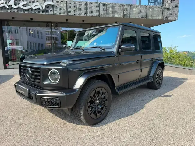 Mercedes-Benz G