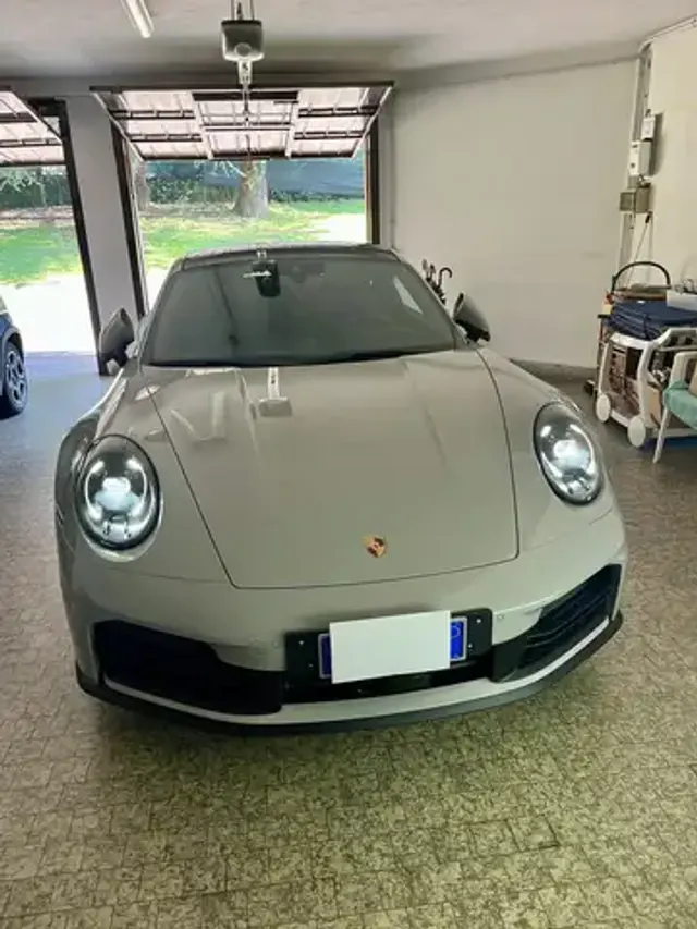 Porsche 992