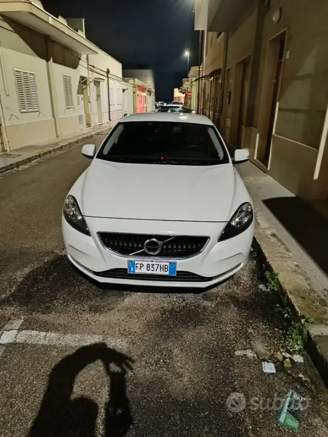 Volvo V40 (2012-2020)
