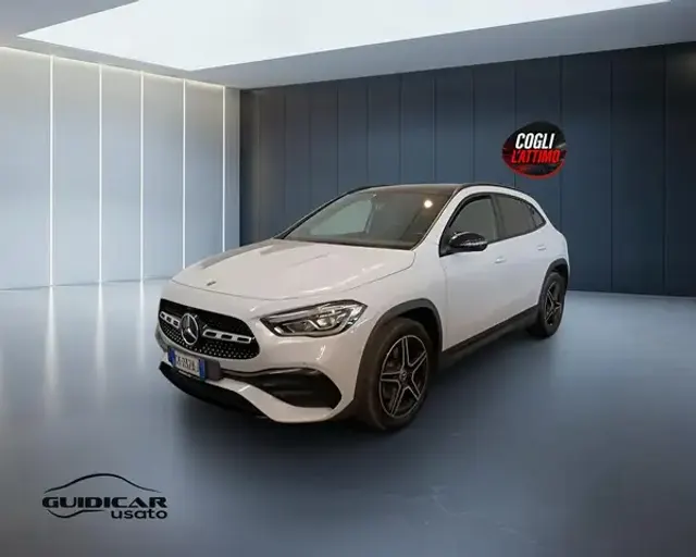Mercedes-Benz GLA 250