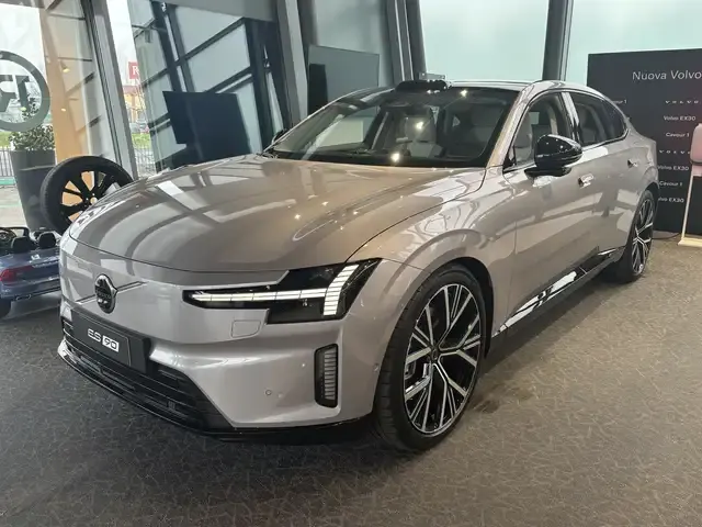Volvo ES90