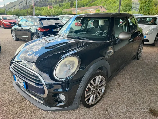 MINI Mini 4ª serie (F56)