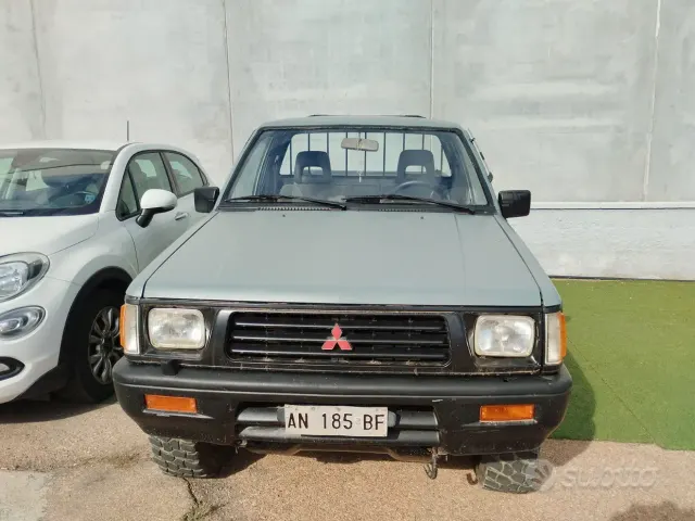 Mitsubishi L200