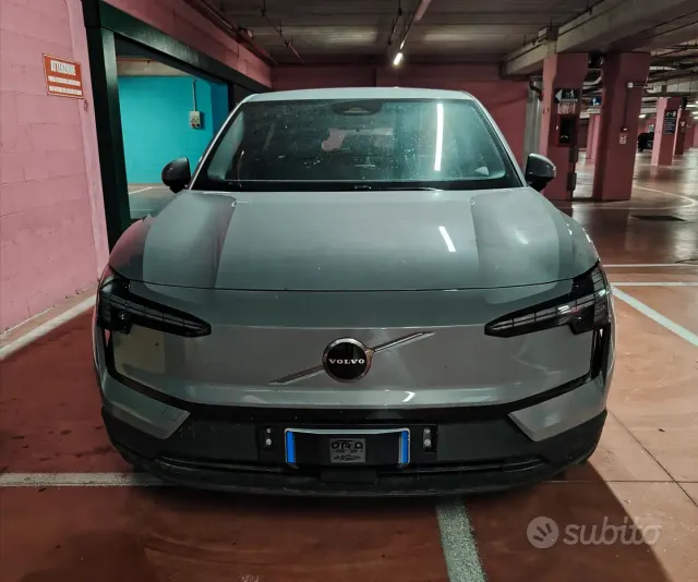 Volvo EX30 (2023-->)