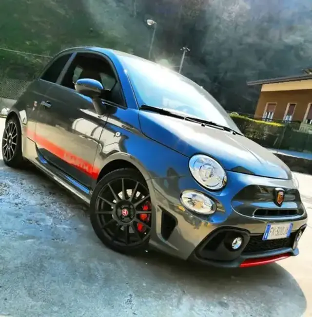 Abarth 595 Competizione