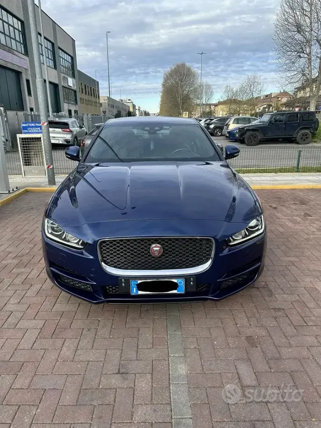 Jaguar XE (X760)