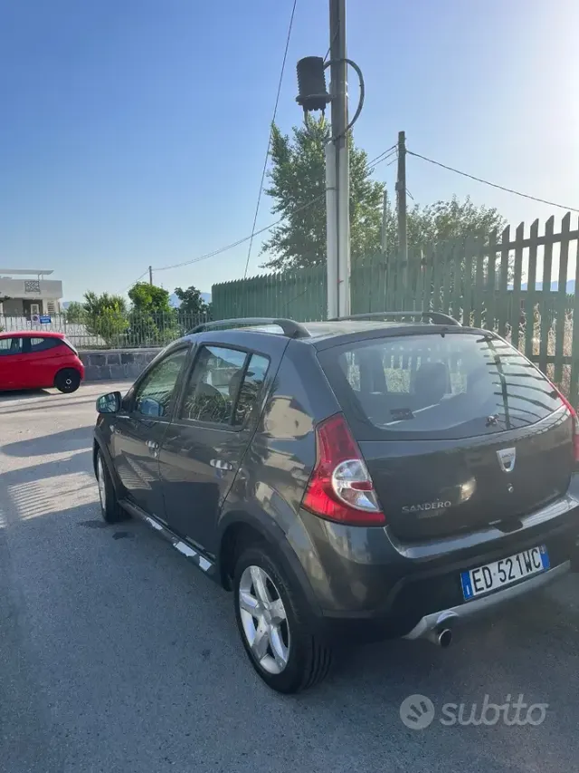 Dacia Sandero 1ª serie