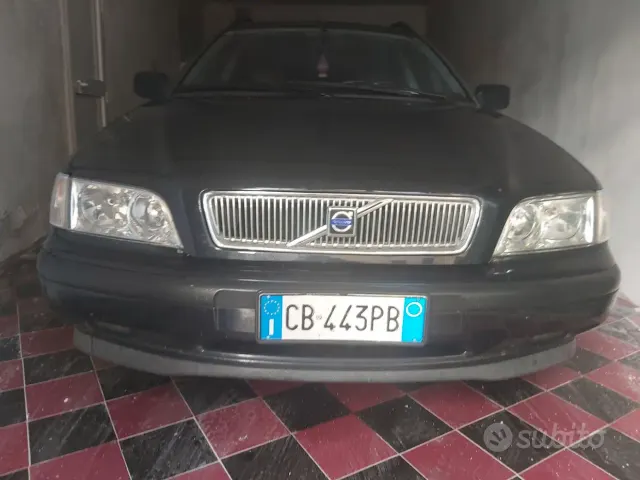 Volvo V40 (2012-2020)