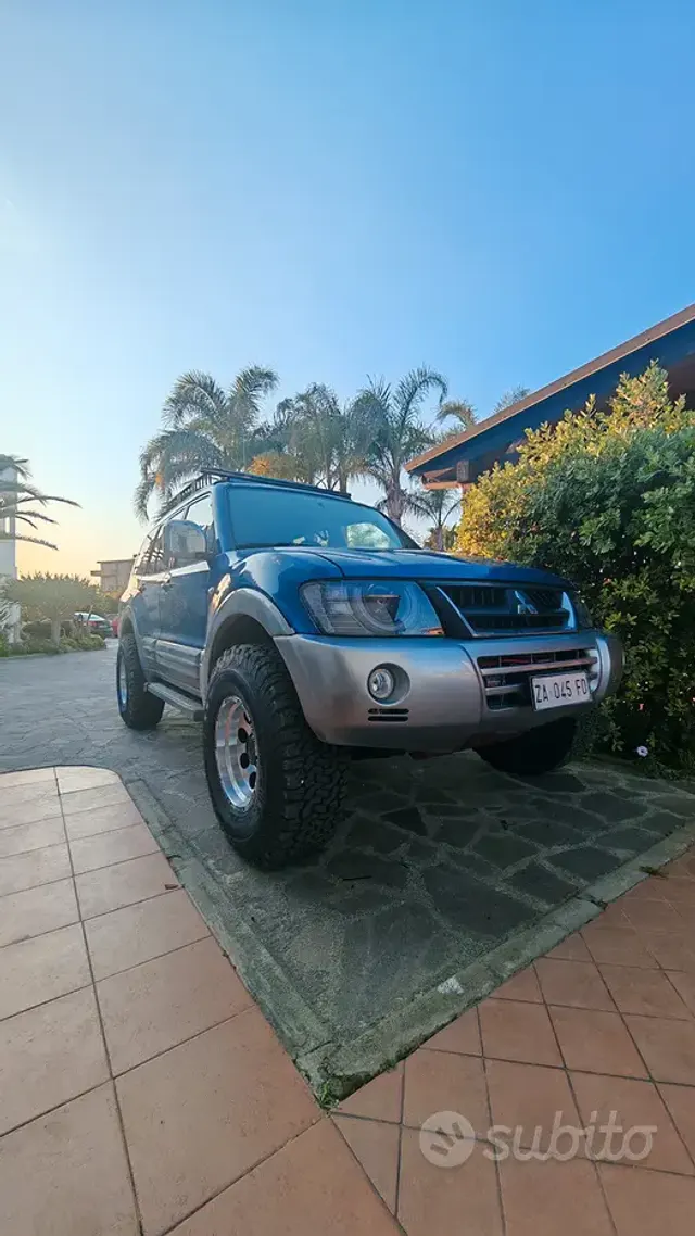 Mitsubishi Pajero (2000-2007)