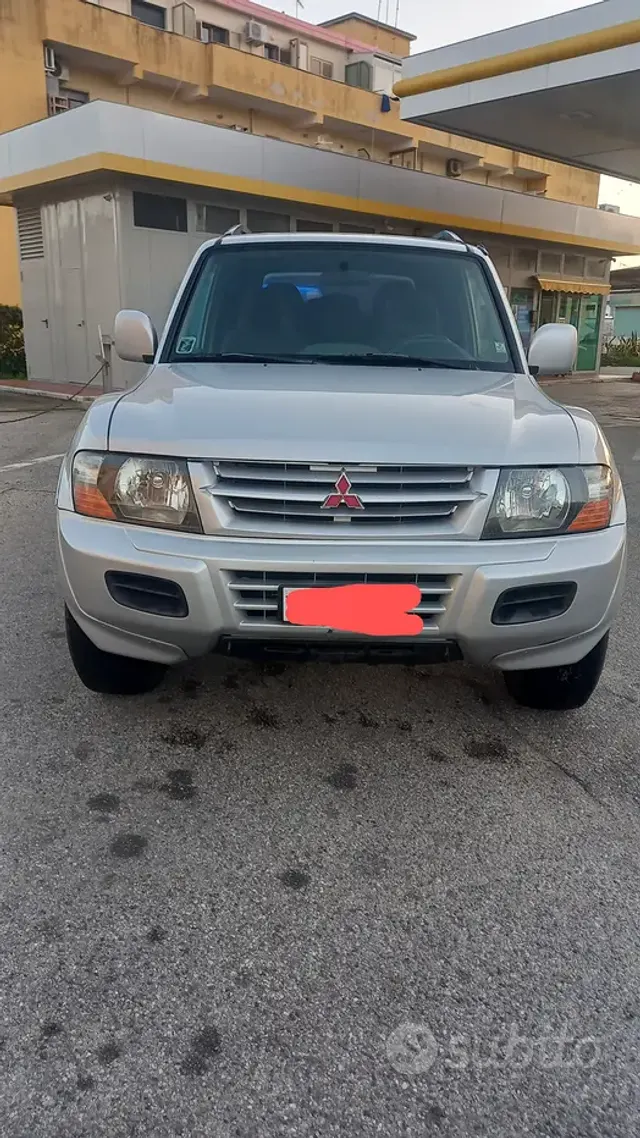 Mitsubishi Pajero (2000-2007)