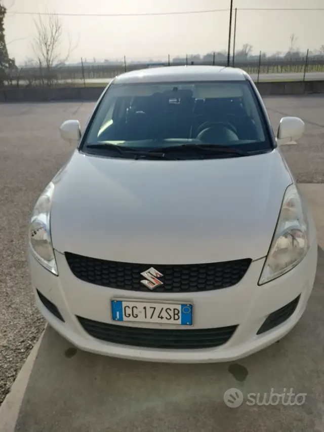 Suzuki Swift (2010-2017)