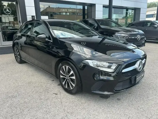 Mercedes-Benz A 180