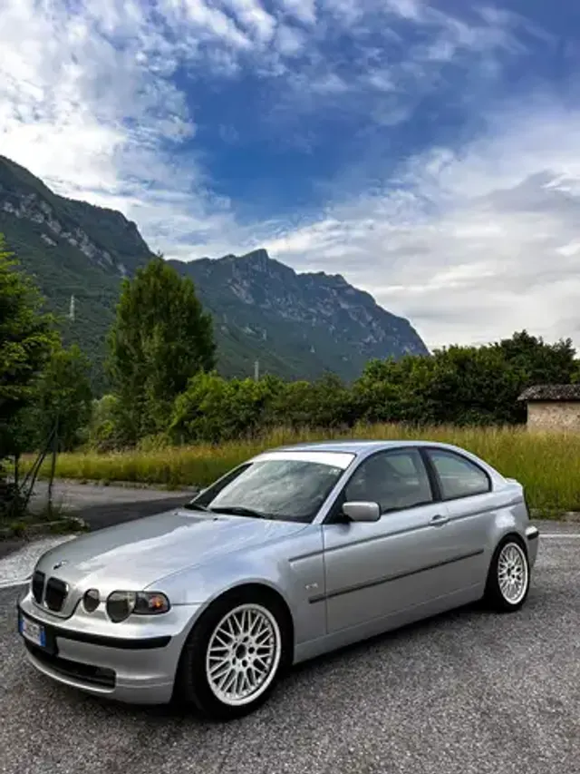 BMW 325