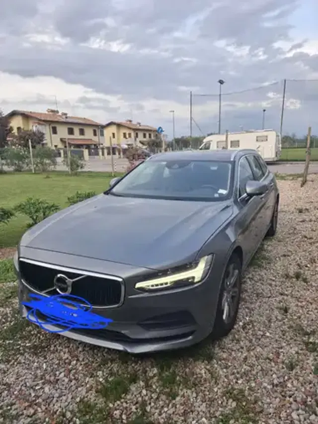 Volvo V90
