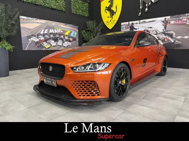 Jaguar XE