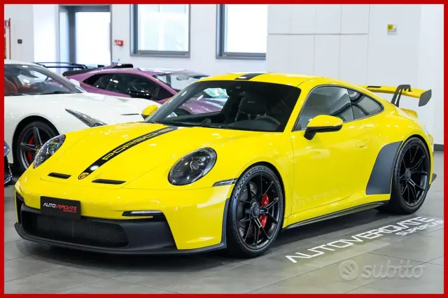 Porsche 911 (992)