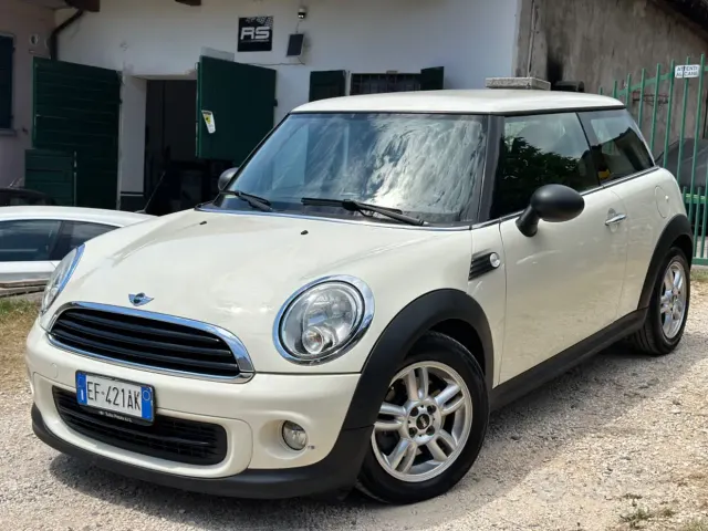 MINI Mini 3ª serie (R56)