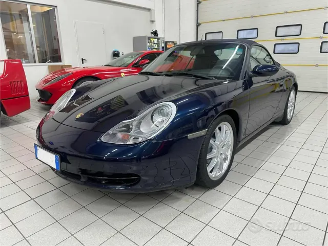 Porsche 911 (996)