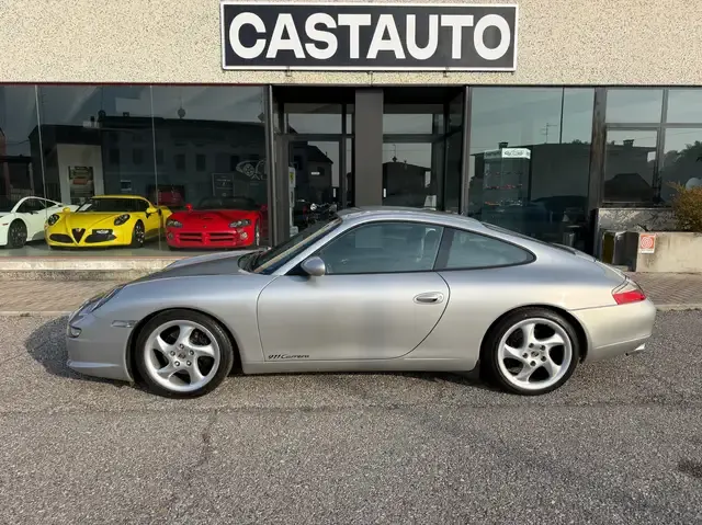 Porsche 996