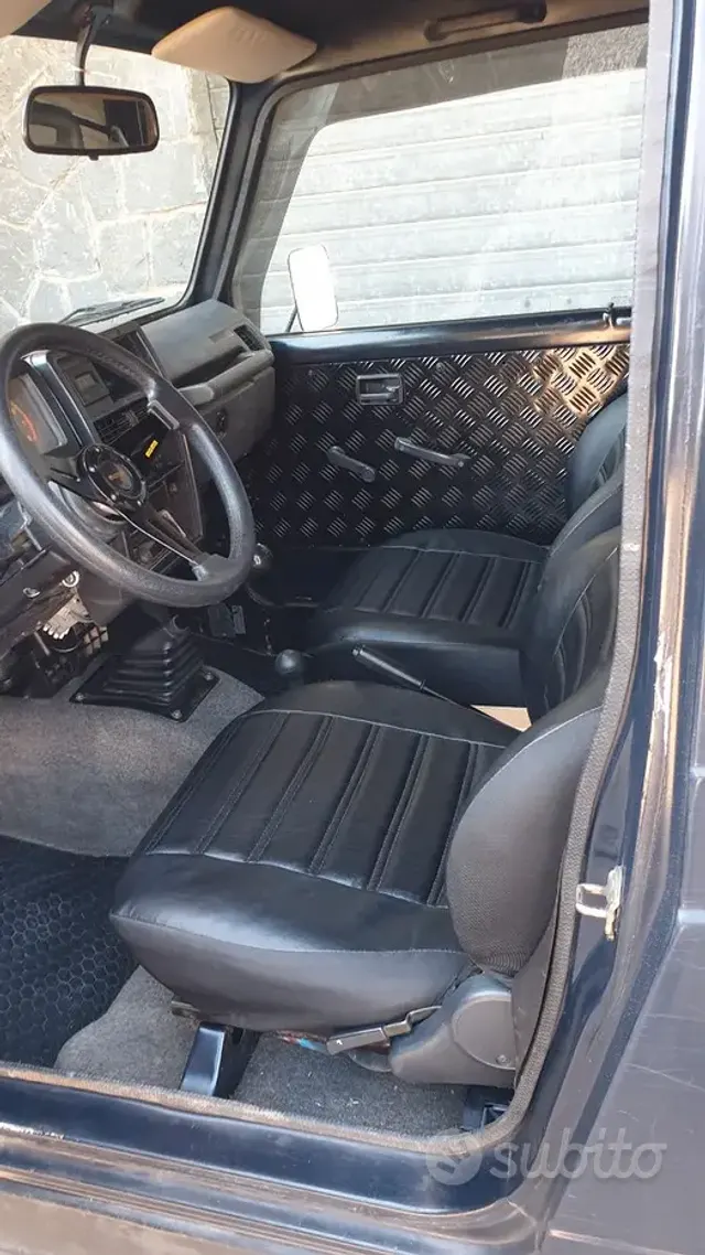 Suzuki Samurai