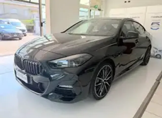 BMW 218
