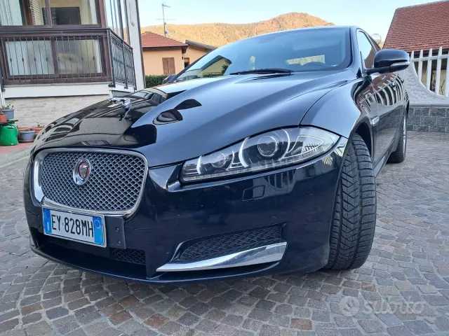 Jaguar XF 2ª serie (X260)